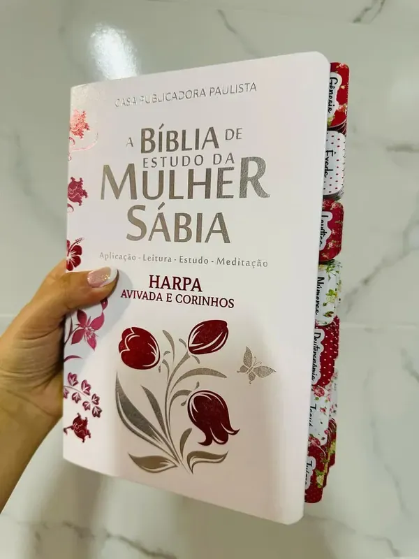 Bíblia de Estudo da Mulher Sábia Branca Pérola com Harpa e Abas